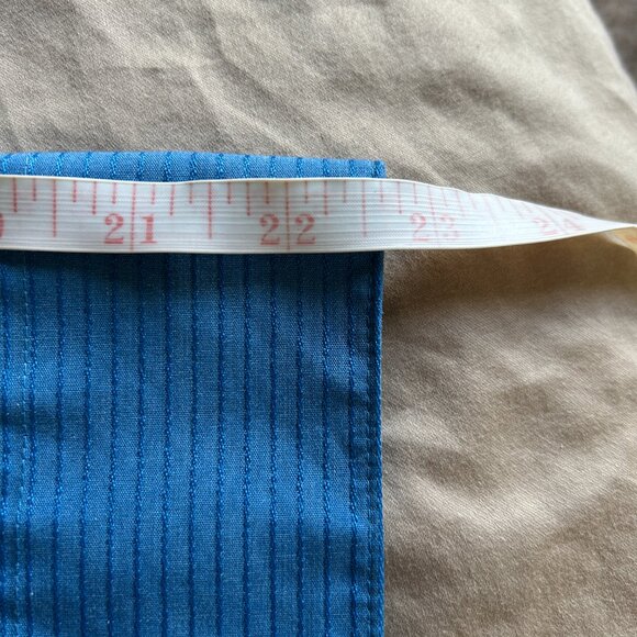 Van Heusen Mens Fitted Satin Stripe 70% Poly 30% Cotton Ocean Blue Dress Shirt - Picture 10 of 13